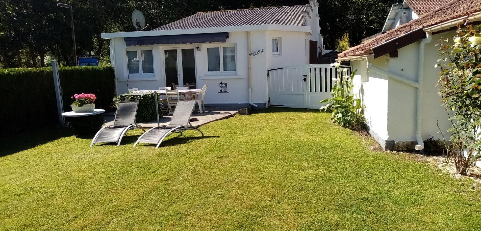 Villa Le Moustic Léon Exterior foto